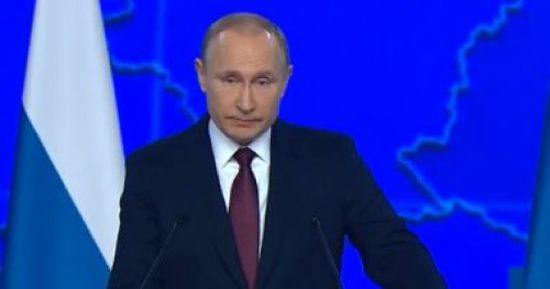 بوتين يقر قانون لمراقبة الإنترنت ومعافبة مروجي الأكاذيب