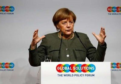 ميركل: لن نضحي بالمساعدات التنموية من أجل زيادة الميزانية الدفاعية