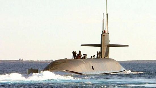 غواصة نووية أمريكية تبدأ دوريات في مياه البحر المتوسط