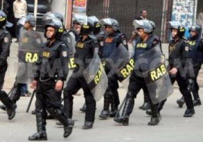 بنجلاديش.. احتجاجات طلابية لوفاة أحدهم تحت عجلات حافلة