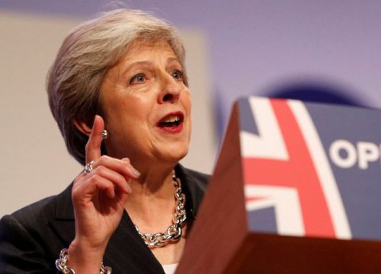 "تيريزا ماي" تطالب البرلمان البريطاني بدعم فوري لاتفاق "الخروج"