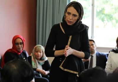 رئيسة وزراء نيوزيلندا تدعو إلى حملة عالمية لمحاربة العنصرية