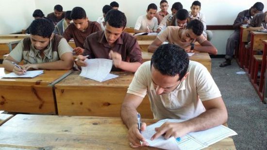 حقيقة إلغاء امتحان اللغة العربية لطلاب الصف الأول الثانوي في مصر 
