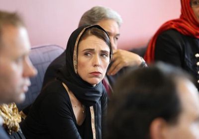 رئيسة وزراء نيوزيلندا تعلن تشكيل لجنة ملكية للتحقيق في حادث المسجدين