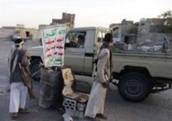 مليشيات الحوثي تبتز المواطنين في النقاط بمدخل مديرية زبيد بالحديدة 