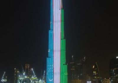 الإمارات تحتفل بزيارة رئيس أوزبكستان على طريقتها الخاصة