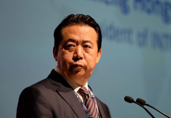 إقالة رئيس الإنتربول الصيني السابق من الحزب الحاكم