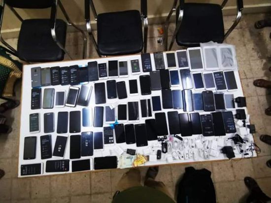 سرق 67 جهاز محمول.. أمن المكلا تلقي القبض على أكبر لص جوالات
