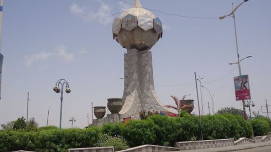 شرطة البساتين تضبط متهمين بقتل أحد المواطنين شمال عدن