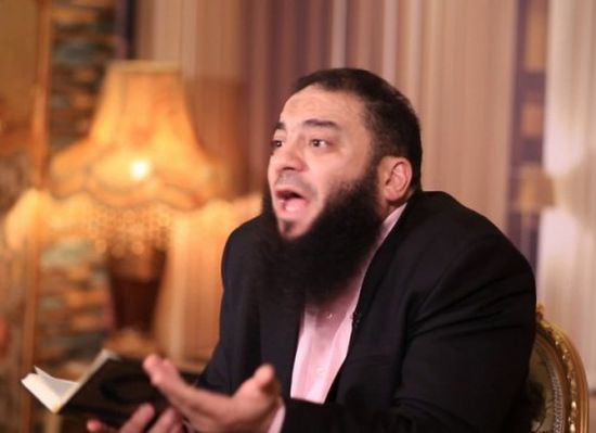 حازم شومان يدخل العناية المركزة إثر وعكة صحية