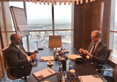 عاجل..الزبيدي يلتقي السفير الفرنسي باليمن.. وتيسو: الانتقالي الجنوبي نضج سياسيا