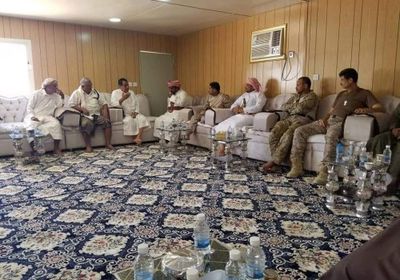 تفاصيل اجتماع قيادة التحالف بالمهرة وقيادة حرس الحدود بقطاع العوامر