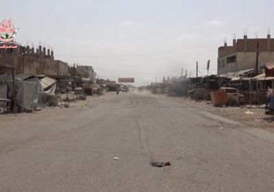 مليشيات الحوثي تطلق النار بشكل عشوائي على منازل المواطنين في حيس بالحديدة