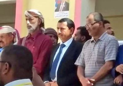 افتتاح ثانوية الحوطة بدعم دولة الإمارات "صور"