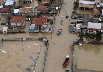 إيران تخلي 70 قرية أحوازية بسبب الفيضانات
