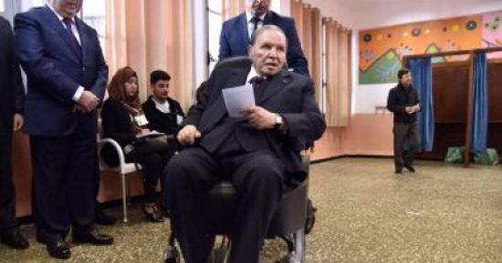 مطالبات جديدة بالجزائر بالتخلص من النخبة الحاكمة المتصلبة