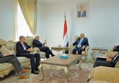 اجتماع بين غريفيث واليماني لمناقشة آخر التطورات حول اليمن