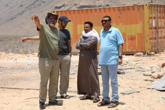 مندوب "خليفة الإنسانية" في سقطرى يتفقد المشاريع التي تنفذها المؤسسة بمنطقة قعرة