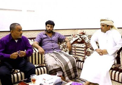 محافظ المهرة يجتمع مع "لجنة الزراعة" لمناقشة عددا من القضايا الهامة (تفاصيل)