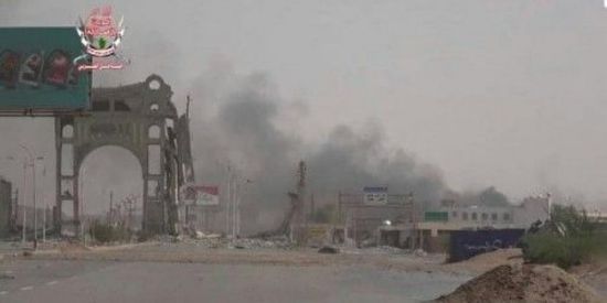 مليشيات الحوثي تقصف مواقع العمالقة والقوات المشتركة في الكيلو 10 والصالح والدريهمي