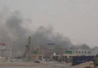 مليشيا الحوثي تقصف مقر اجتماعات لجنة التنسيق وإعادة الانتشار بالحديدة