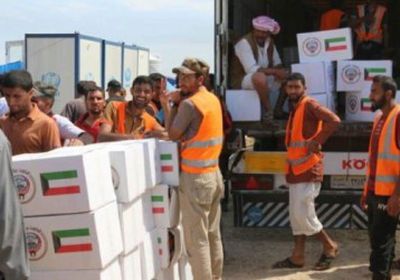 الهلال الأحمر الكويتي يرسل طائرة مساعدات لأهالي جزيرة سقطرى