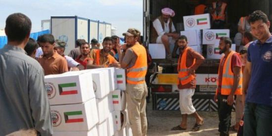 الهلال الأحمر الكويتي يرسل طائرة مساعدات لأهالي جزيرة سقطرى