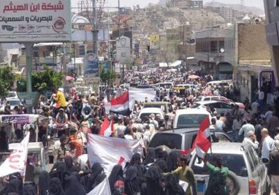 اليافعي: تعز ترفض مليشيا الإصلاح "صور"