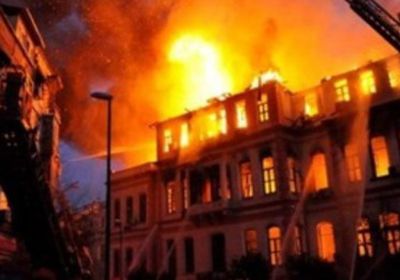 السيطرة على حريق هائل فى أحد المبانى السكنية بباريس 