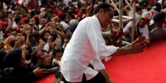 الانتخابات الرئاسية بأندونيسا تسيطر على الشوارع فى جاكرتا