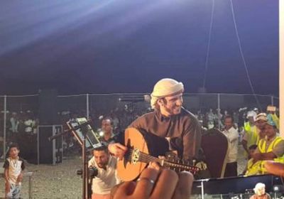 سقطرى تحتفي بزواج 400 من شبابها بدعم ورعاية إماراتية (صور)