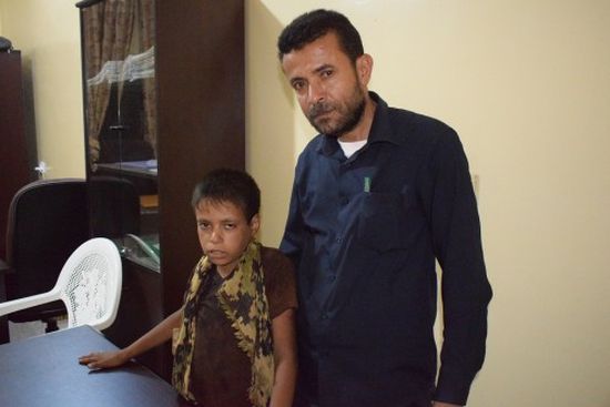 طفل يهرب من إحدى المحافظات الشمالية.. وأمن الحوطة يعثر عليه