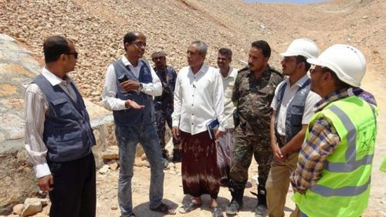 بتمويل سعودي..إعادة تأهيل عقبة حلفون بمديرية الديس الشرقية بحضرموت (صور)