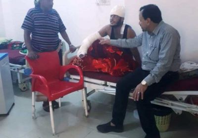 السقطري يطمئن على صحة جندي منتسب لـ"النخبة السقطرية" بعدن