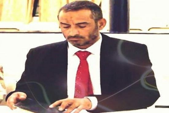 رئيس الفريق الحكومي بالحديدة يُهاجم غريفيث ويُهدد الحوثيين