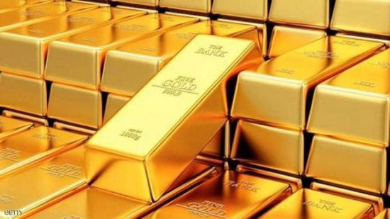 الذهب ينخفض بعد بيانات اقتصادية أمريكية