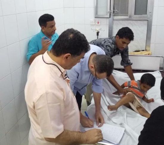 فريق مختص من الإمارات وعدن يشارك في المخيم الجراحي الخيري بمستشفى الشحر