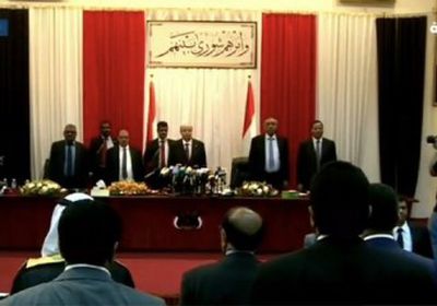 هادي: جهود الحكومة اليمنية تحتاج إلى مراجعة