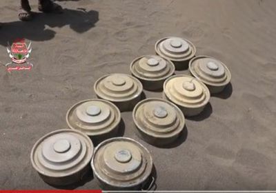 الفرق الهندسية للعمالقة تنزع عدد من الألغام الحوثية في التحيتا (فيديو)