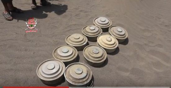الفرق الهندسية للعمالقة تنزع عدد من الألغام الحوثية في التحيتا (فيديو)
