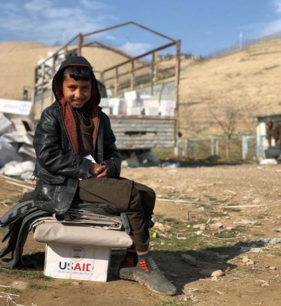 أمريكا تقدم 61 مليون دولار لضحايا الجفاف والفيضانات في أفغانستان