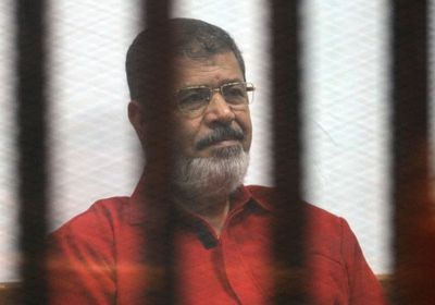النيابة المصرية تطالب بإعدام " مرسي " بتهمة التخابر مع الحرس الثوري الإيراني