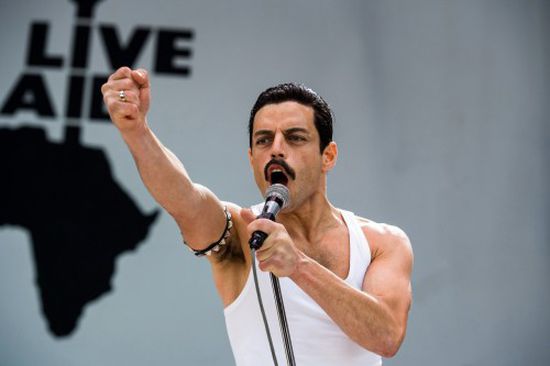 رامي مالك يتخطى حاجز الـ 900 مليون بـ " Bohemian Rhapsody "