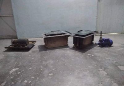 القبض على لص سرق معملا لتصنيع "أحجار البلوك" بالشحر