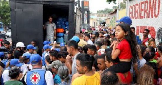 أول دفعة من المساعدات الإنسانية تصل إلى فنزويلا