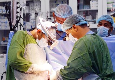 استمرار الحملة التطوعية لجراحة القلب المفتوح للأطفال باليمن