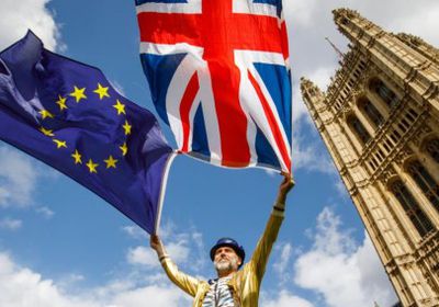 انتخابات البرلمان الأوروبي تثير أزمة بين "الديمقراطيين البريطاني" ومعارضيه