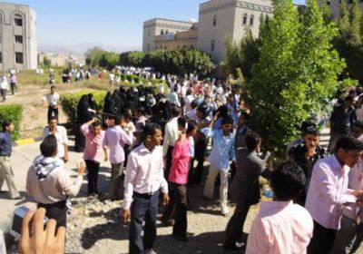 تعليمات سرية.. مليشيا الحوثي تطالب الجامعات بتجنيد الطلاب