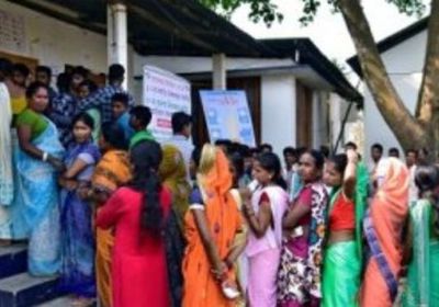 توافد الناخبون فى أنحاء جنوب الهند  للتصويت على الانتخابات التشريعية 