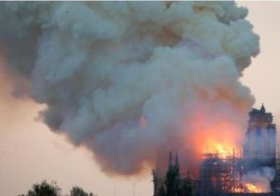 فرنسا تكشف سبب من يقف وراء كارثة حريق كاتدرائية نوتردام 